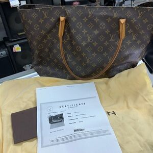Louis Vuitton Tote Monogram LV Bag Purse Canvas shoulder travel carry on